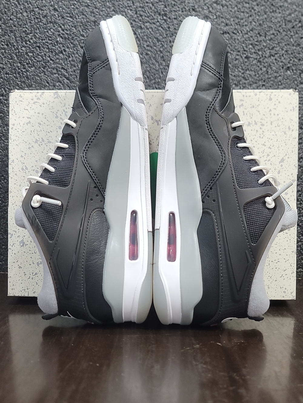 Nike Air Jordan 4 RM Premium "Black Mettalic" Like New Mens 9 Fast Shipping - Picture 3 of 11